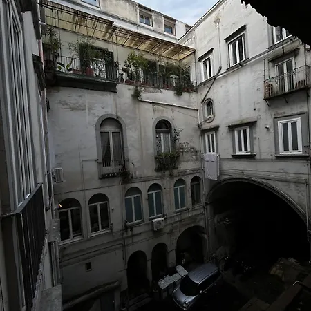 アパート Domus Ars San Gregorio Armeno 41 ナポリ